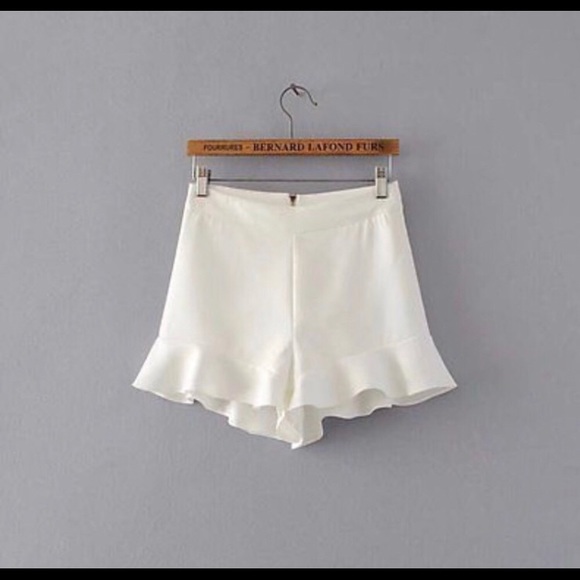 Zara white frill shorts Clearance